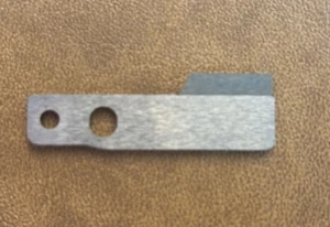 Lower Knife Genuine PFAFF Part 993 70/876 for 4760,783-788, 774-776 - Picture 1 of 1