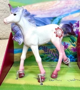 Schleich Horse Unicorn Bayala Mandala Foal Baby Figurine Statue New In Box - Picture 1 of 5