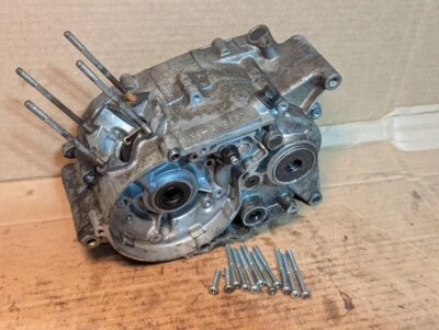 1988 YAMAHA YSR50 ДВИГАТЕЛЬ ЛЕВЫЙ ПРАВЫЙ ЧЕХОЛ - Изображение 1 из 4