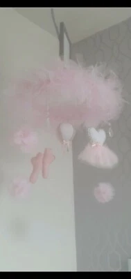 Cuna móvil de bailarina Foto 1 de 4