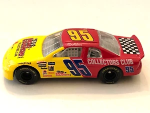 RACING CHAMPIONS 1995 COLLECTORS CLUB MEMBERS CAR MONTE CARLO 1:64 SCALE - Picture 1 of 6