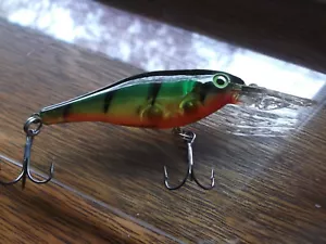 Lurehoor's Custom Painted Replica Berkley Flicker Shad #7, Phantom Barsch - Bild 1 von 10