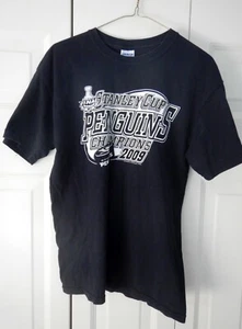 Pittsburgh Penguins 2009 Stanley Cup Champions T-Shirt (Medium) (schwarz) (Gildan) - Bild 1 von 3
