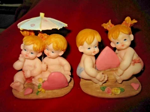 Vintage Turtle King Corp Figurine Beautiful Set of 2 Child's Play - Picture 1 of 12