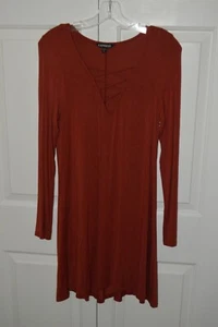 Express Women's Dress size MEDIUM. Rust brown color - Picture 1 of 4