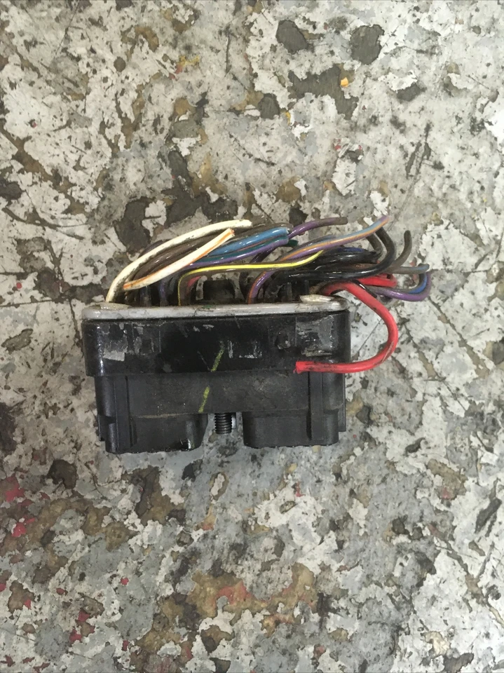 Módulo de control del motor arnés enchufe 4981228 4980611 Dodge Ram 4500  Foto 1 de 1