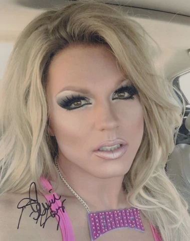 Derrick Barry Britney Spears impersonator (RuPaul's Drag Race) signed 8x10 photo Cover