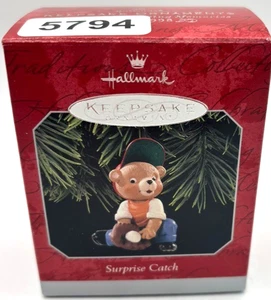 Hallmark Keepsake Ornament 1998 Surprise Catch Vintage - Picture 1 of 4