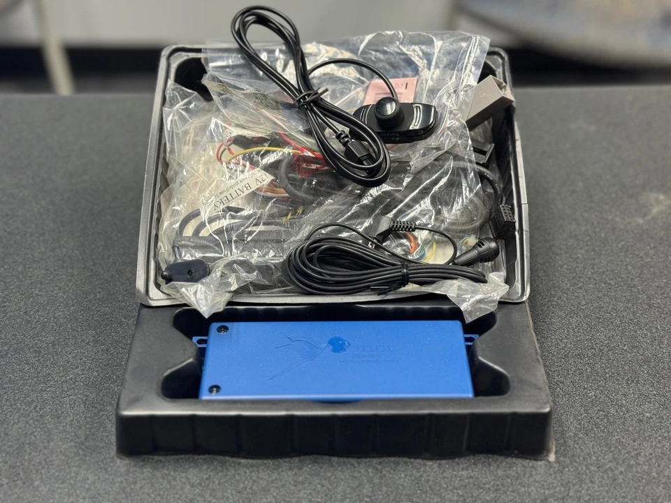 PARROT CK3000 BLUETOOTH PHONE ADAPTER KIT - Image 1 of 1