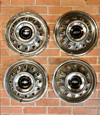 1967 60s 70s Chevy Impala SS Hubcaps 14" Wheel Covers BelAir Biscayne Caprice - Image 1 of 4
