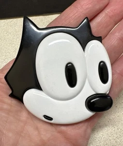 Vintage 1988 Felix The Cat Productions Hard Plastic Pin 3” x 3” - Picture 1 of 8