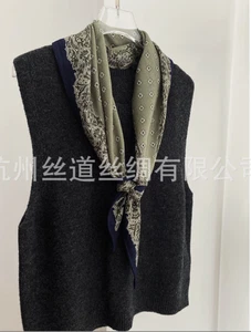 70% Cashmere 30% Silk Green polka dot Print Diamond Scarf Bandanna 130X45cm Wrap - Picture 1 of 6