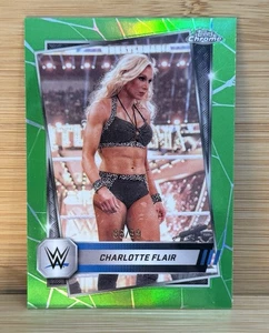 Charlotte Flair 2025 Topps Chrome WWE Green Refractor Smackdown /99 - Bild 1 von 2