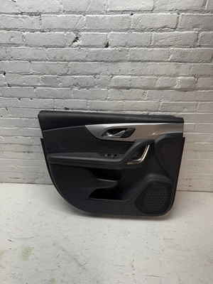 Chevrolet Blazer 2019-2022 cubierta interior del panel de la puerta delantera izquierda OEM Foto 1 de 4