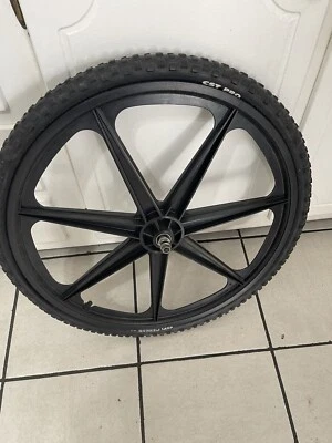 Skyway Tuff II 24" Delantero Se Adapta a Robinson GT Hutch SE Redline Kuwahara Dyno Araya Foto 1 de 4