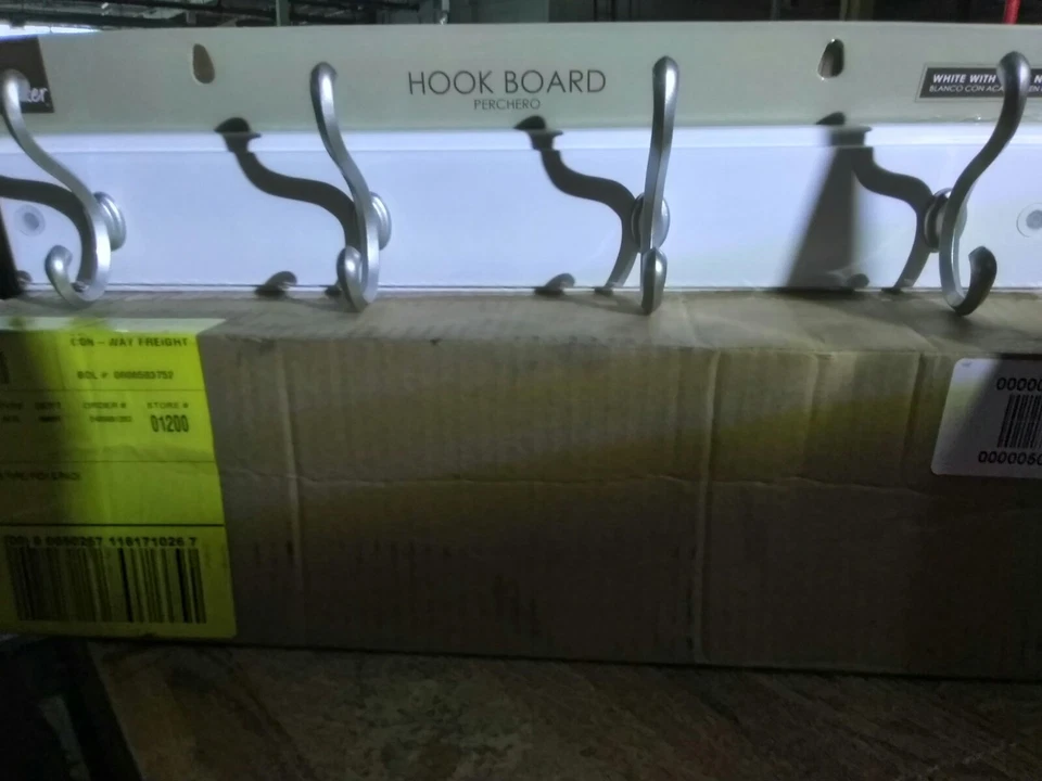 NUEVO riel de 4 ganchos de níquel blanco y satinado de 18 pulgadas Foto 1 de 1