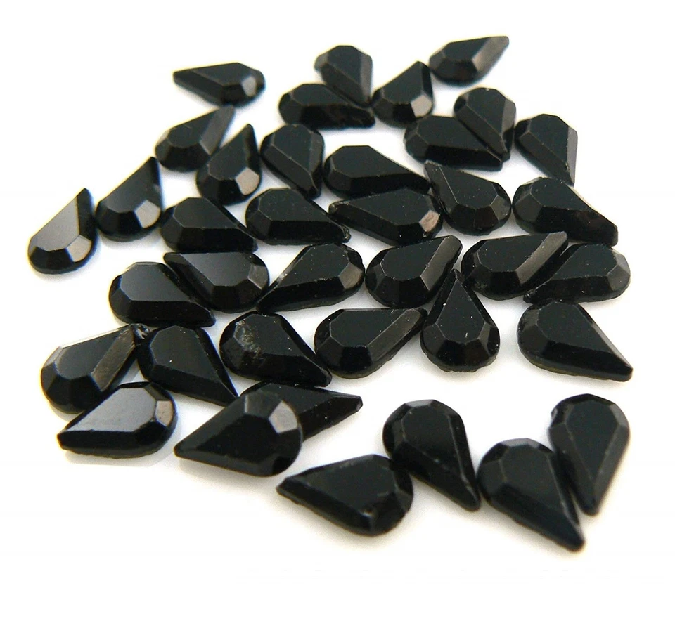 GIORGETTI STRASS STRASS GOCCIA NERI 80pz 5mm x 8mmTermoadesivi gocce forme geometriche nera