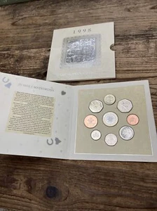1998 Wedding Coin Collection Royal Mint - Picture 1 of 7