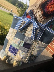 Handmade Patchwork Upcycle Quilted Tote Vintage Fabric Boho  Florals Gingham - Picture 1 of 6