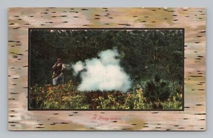 Cartolina Una mossa foxy cacciatore fucile da tiro c1909 bordo finto legno - Foto 1 di 2