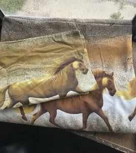 Vintage Horse Themed Buttoned Double Size Duvet 2 Pillowcases Yellow ~80”x82” - Picture 1 of 7
