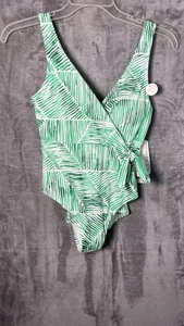 🆕Calia By Carrie Underwood Womens Swimsuit Palm Green / White One Piece Size 8 - Picture 1 of 10