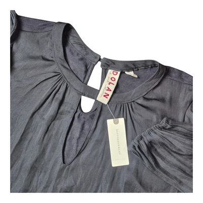 Blusa Dolan XS para mujer negra con volantes y ojo de cerradura Anthropologie nueva con etiquetas Foto 1 de 4