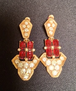 Vintage VENDOME Gold Tone Dangle Clip on Red White Statement Earrings - Picture 1 of 7