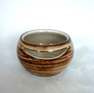 Vintage Broadway Pottery Egg Separator. Wheel Thrown. 7cm x 4cm. Great Condition - Picture 1 of 10