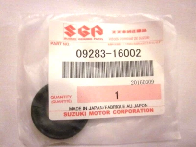 Suzuki RG500  Exhaust Valve Oil Seal NOS RG400 Walter Wolf           09283-16002 Foto 1 de 2