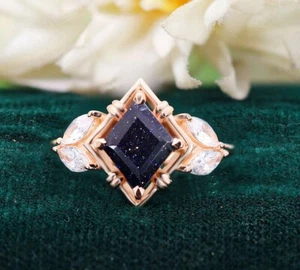 Delicado anillo de compromiso Art Deco chapado en oro rosa de 14 quilates plata arenisca azul cometa - Imagen 1 de 7