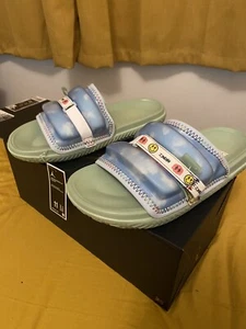 AIR JORDAN X J BALVIN SUPER PLAY SLIDE SIZE UK 10 |Fast Shipping 🔥 - Picture 1 of 4
