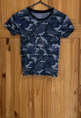 Primark Boys Blue Camouflage T-Shirt  Size 5-6 Years Old Used Summer UK 2024~ - Image 1 of 4