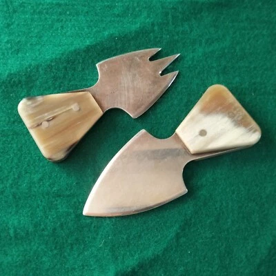 Forchetta e coltello da parmigiano in argento e corno - Cerfagli Firenze - Immagine 1 di 4