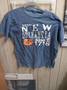 New Orleans Est. 1718 The Big Easy Louisiana souvenir regalo maglietta media - Foto 1 di 3