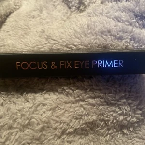 Revolution Focus And Fix Eye Primer - Picture 1 of 3