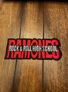 Ramones Iron On Patch 4” Sombrero de Camionero De Colección Chaqueta Rara Punk Rock Roll Joey Ramone - Imagen 1 de 7
