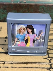 Mattel Barbie Spielzeug Fernseher grau TV Rollenspiel Puppenhaus Zubehör 1998 - Bild 1 von 6