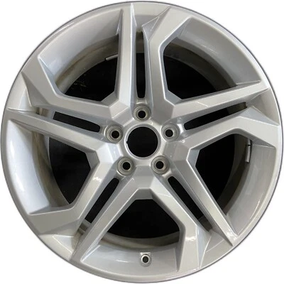 Llanta Audi 18x8 Q5 OEM stock de fábrica 2018-2019 Foto 1 de 4