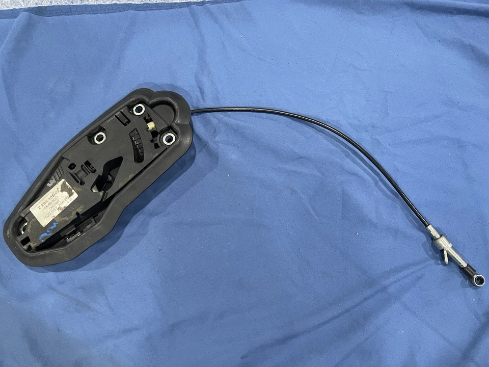 2012-2013 BMW M5 F10 4.4L - Emergency / Parking Brake Control Module 2284105 Foto 1 de 3