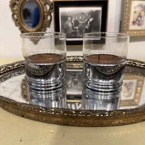 Vasos vintage Heller Hostess Ware aluminio cromado con mangas de corcho (2) U - Imagen 1 de 11