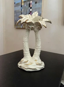 BON TON JADE PORZELLAN KRIPPENFIGUR PALME NUR GEBROCHENES STÜCK - Bild 1 von 3