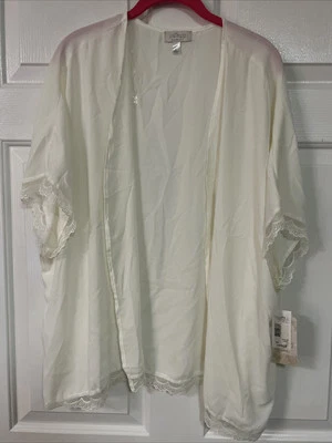 Soulmates Women Top Large Ivory Lace 100% Polyester Sheer Asymmetrical Hem NWT - Image 1 of 4