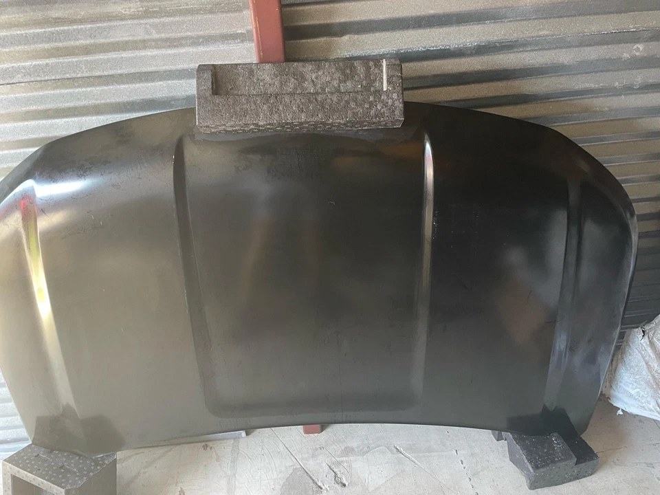 Panel de capó Ford Explorer OEM #FB5Z-16612-A nuevo Foto 1 de 2