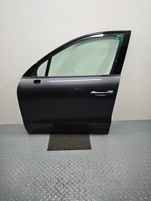 2020 PORSCHE MACAN S 95B-2 COMPLETE DOOR PASSENGER SIDE LEFT FRONT - Image 1 of 4