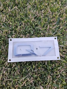 Audi Q7 Emblem 2017 2018 2019 2020 2021 2022 2023 - Picture 1 of 2