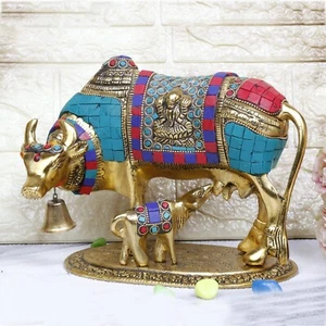 Kamdhenu Kuh mit Kalb Metall mit Steinarbeit Idol Prunkstück Wohndeko 8 Zoll. - Bild 1 von 5