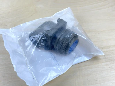 Amphenol MS3108A22-23S 8-Pin Circular MIL Spec Connector AB 8C 8#12 SKT PLUG - Image 1 of 4