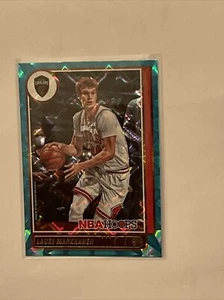 Lauri Markkanen 2021-22 NBA Hoops Teal Explosion Parallel Card #55 - Picture 1 of 2