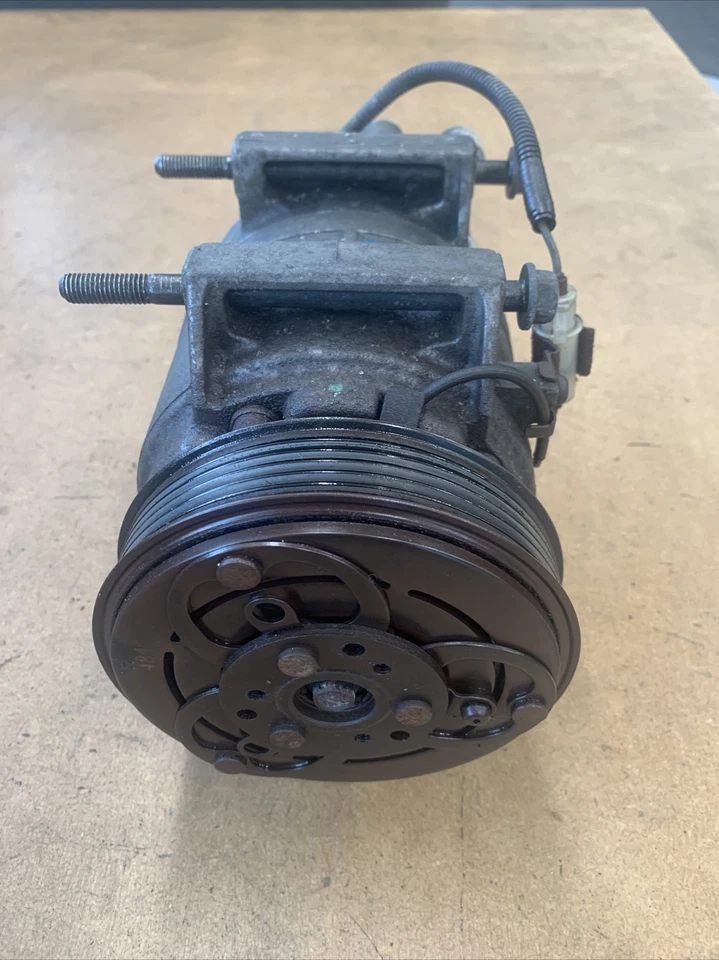 A/C Compressor 8708581 for 1999-2006 Volvo S80 2002-2007 V70 & S60 - Image 1 of 4